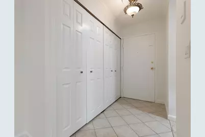 17 Weld St #11, Framingham, MA 01702 - Photo 4