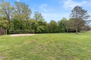 17 Weld St, Framingham, MA 01702 - Photo 16