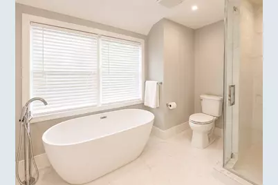 2 Summit Rd, Wellesley, MA 02482 - Photo 10