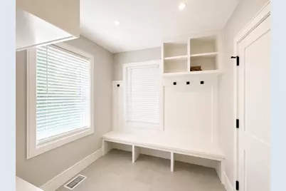 2 Summit Rd, Wellesley, MA 02482 - Photo 6