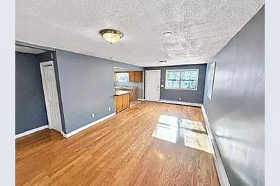 34 Marjorie St, Worcester, MA 01604 - Photo 8