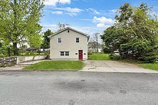 34 Marjorie St, Worcester, MA 01604 - Photo 2