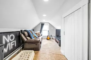 18 Alberta St, Boston, MA 02132 - Photo 26