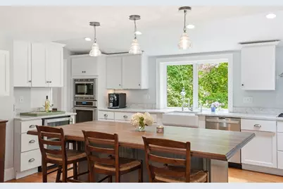 227-R Main St, Hingham, MA 02043 - Photo 2