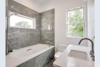 390 Medford St #2, Somerville, MA 02145 - Photo 14
