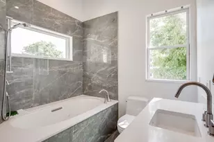 390 Medford St, Somerville, MA 02145 - Photo 14