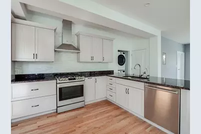 390 Medford St #2, Somerville, MA 02145 - Photo 2