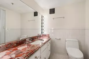 250 Hammond Pond Pkwy, Newton, MA 02467 - Photo 18
