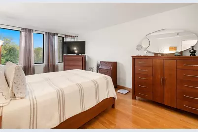 250 Hammond Pond Parkway #609S, Newton, MA 02467 - Photo 16
