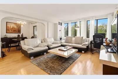 250 Hammond Pond Parkway #609S, Newton, MA 02467 - Photo 2