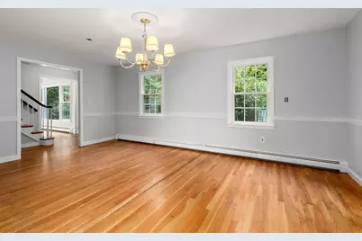 1066 Hillside St, Milton, MA 02186 - Photo 14