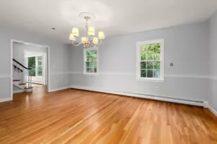 1066 Hillside St, Milton, MA 02186 - Photo 12