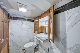 100 Nightingale, Boston, MA 02124 - Photo 32