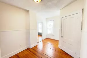 51 Jenness St, Lowell, MA 01851 - Photo 4