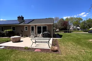 9 Vanguard Ln, Longmeadow, MA 01106 - Photo 4