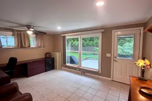 9 Vanguard Ln, Longmeadow, MA 01106 - Photo 6