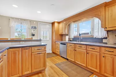 146 Bellevue Ave, Springfield, MA 01108 - Photo 20