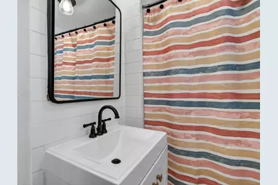 29 Bacheller St, Lynn, MA 01904 - Photo 14
