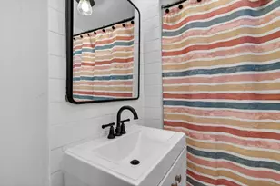 29 Bacheller St, Lynn, MA 01904 - Photo 14