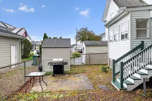 29 Bacheller St, Lynn, MA 01904 - Photo 34