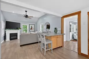 29 Bacheller St, Lynn, MA 01904 - Photo 8