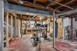 29 Bacheller St, Lynn, MA 01904 - Photo 38