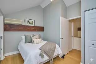 42 8th St, Boston, MA 02129 - Photo 16
