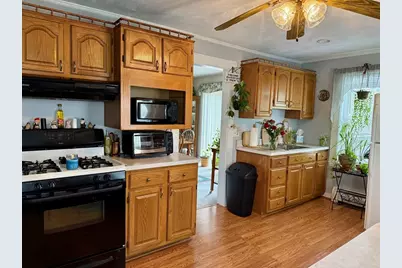 42 Dunlap St, Salem, MA 01970 - Photo 6