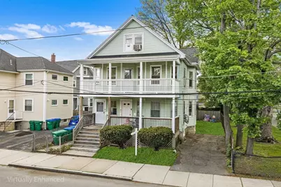 38 Pembroke St, Medford, MA 02155 - Photo 2