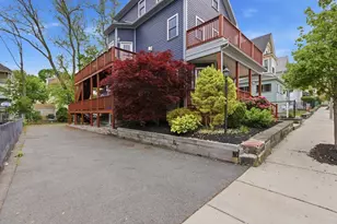 16 Wyoming St, Boston, MA 02121 - Photo 28