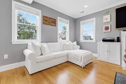 16 Wyoming St #2, Boston, MA 02121 - Photo 8