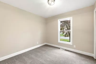 42 Amos Dr, Springfield, MA 01118 - Photo 10