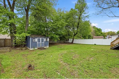 42 Amos Dr, Springfield, MA 01118 - Photo 32