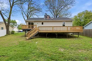 42 Amos Dr, Springfield, MA 01118 - Photo 26