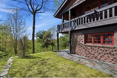 10 Cadwell Dr, Wilbraham, MA 01095 - Photo 4