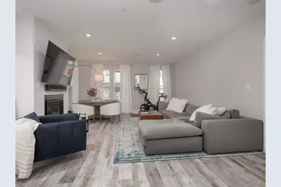 45 L Street #16, Boston, MA 02127 - Photo 2