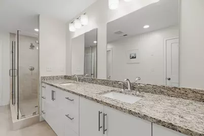 13 Paddock Ln #13, Woburn, MA 01801 - Photo 20