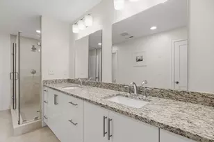 13 Paddock Ln, Woburn, MA 01801 - Photo 20