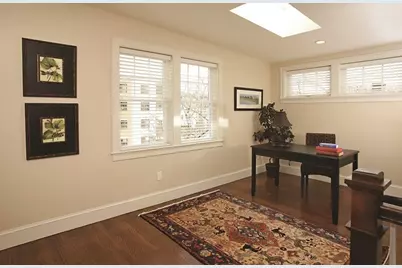77 Verndale St #2, Brookline, MA 02446 - Photo 6