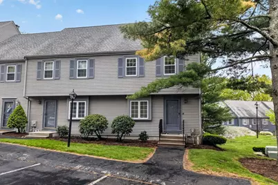 4 Oak Ridge Dr #6, Maynard, MA 01754 - Photo 1