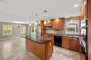 45 Thiels Way, Raynham, MA 02767 - Photo 6