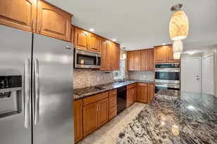 45 Thiels Way, Raynham, MA 02767 - Photo 4