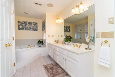 2 Macintyre Dr, North Reading, MA 01864 - Photo 18