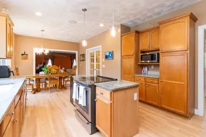 2 Macintyre Dr, North Reading, MA 01864 - Photo 6