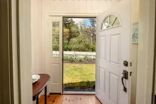 12 Noyes Ave, Mattapoisett, MA 02739 - Photo 18