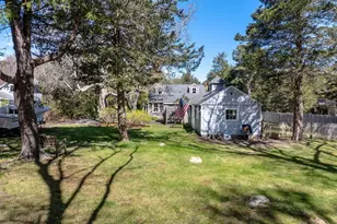 12 Noyes Ave, Mattapoisett, MA 02739 - Photo 36