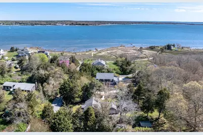 12 Noyes Ave, Mattapoisett, MA 02739 - Photo 38