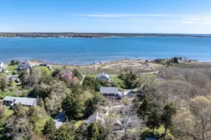 12 Noyes Ave, Mattapoisett, MA 02739 - Photo 38