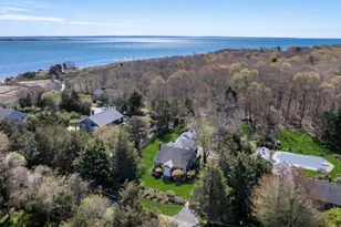 12 Noyes Ave, Mattapoisett, MA 02739 - Photo 2