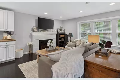 26 Maplewood Ave, Sudbury, MA 01776 - Photo 4